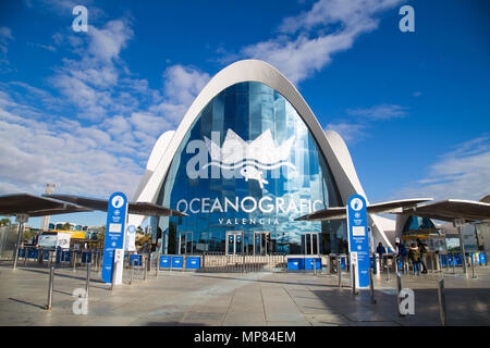 Valencia, Espagne, janvier, 01, 2018 : Entrée de la célèbre bâtiment océanographique complexe, plus grand parc à thème de l'océan en Europe Banque D'Images