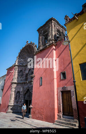 Portail principal de la Nuestra Señora de la Salud, Église San Miguel de Allende, une ville de l'ère coloniale, le centre du Mexique, région Bajío Banque D'Images