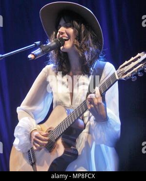 Liverpool, UK,Katie Melua-effectue à smooth sur le front de mer à Liverpool pier head, Ian crédit Fairbrother/Alamy Banque D'Images