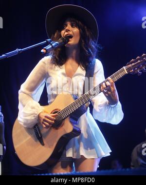 Liverpool, UK,Katie Melua-effectue à smooth sur le front de mer à Liverpool pier head, Ian crédit Fairbrother/Alamy Banque D'Images