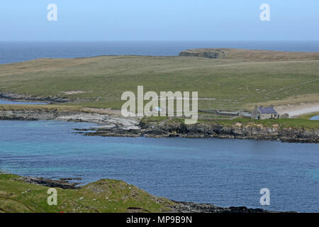 La signalisation et le zoom des photos de Noss national nature reserve est de Shetland off Bressay uniquement accessible par les petites nervures Banque D'Images