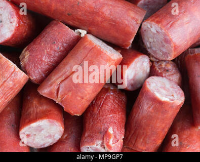 Fermer voir de petits snack-boeuf saucisses. Banque D'Images