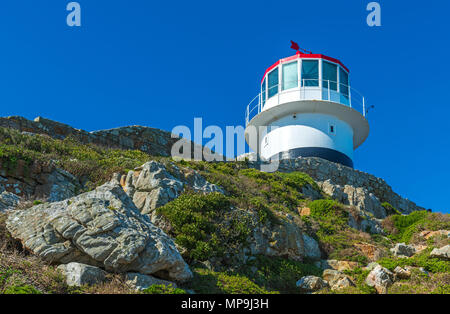 Phare près de la réserve naturelle du Cap de bonne espérance, le point le plus sud-ouest du continent africain près du Cap, Afrique du Sud. Banque D'Images