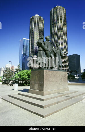 1988 MONUMENT HISTORIQUE PLACE HEALD MARINA CITY TOWERS CHICAGO ILLINOIS USA Banque D'Images