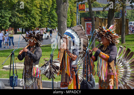 La Russie, Moscou, 07 mai 2018. Des musiciens de rue - les Indiens Banque D'Images