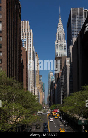 Canyon de gratte-ciel sur la 42e Rue, New York, USA Banque D'Images