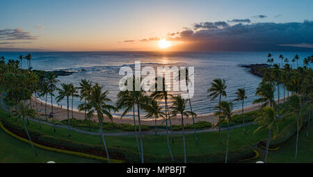 Coucher du soleil à l'antenne, Kapalua Bay Maui, Hawaii Banque D'Images