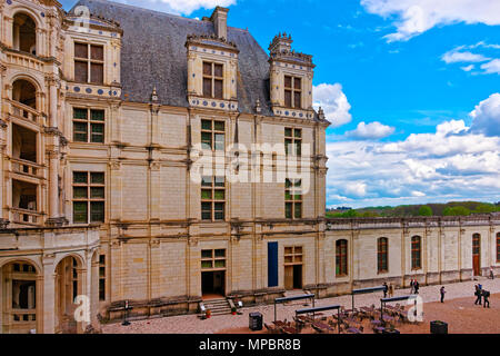 Chambord, France - 6 mai 2012 : Fragment de Château de Chambord palace en Eure et Loir Ministère de la région de la vallée de la Loire, en France. Banque D'Images