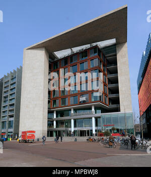 Amsterdam, Pays-Bas-mars 16,2015 : bâtiment de la Bibliothèque publique d'Amsterdam exterior Banque D'Images