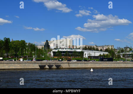 Moscou, Russie - 12 mai. 2018. panorama de l'Embankment Moskvoretskaya et Zaryadye park Banque D'Images