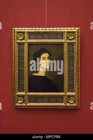 Auto-portrait de peintre italien de la Renaissance Raphaël datée de 1506 environ sur l'affichage dans la galerie des Offices (Galleria degli Uffizi), à Florence, Toscane, Italie. Banque D'Images