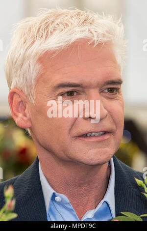 Holly Willoughby et Phillip Schofield (photo) dévoiler une rose spéciale d'être nommée 'ce matin' pour célébrer les 30 ans à la télévision, Harkness Roses au 2018 RHS Chelsea Flower Show Banque D'Images