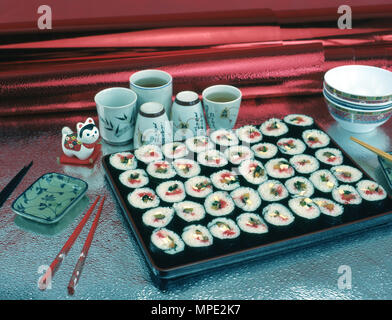 Bac, Sushi, nourriture Japonaise Banque D'Images