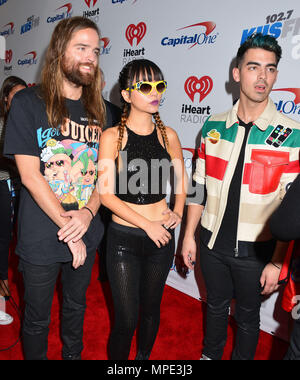 Jack Lawless, Joe Jonas, JinJoo Lee de DNCE 039 à la radio KIIS FM Jingle Ball iHeartRadio au Staples Center de Los Angeles. 4 décembre 2015.DNCE 039 cas à Hollywood Life - Californie, Red Carpet Event, USA, Cinéma, Célébrités, photographie, Bestof, Arts, Culture et divertissement, Célébrités, Mode Topix Meilleur de Hollywood, la vie, événement dans la vie d'Hollywood, Californie - Tapis rouge et en backstage, cinéma, télévision, Célébrités célébrités Musique, Arts, Culture et divertissement, vertical, une seule personne, la photographie, l'enquête de crédit , tsuni@Gamma-USA.com Tsuni / USA, groupe de rock, Banque D'Images