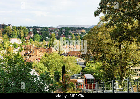 Berne, Suisse - le 31 août 2016 : à Marzilibahn funiculaire à cable car à Berne, Suisse. Vu à partir de la Bundesterrasse Banque D'Images