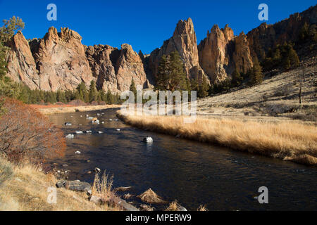 Crooked River canyon de Wolf Tree Trail, Smith Rock State Park, New York Banque D'Images