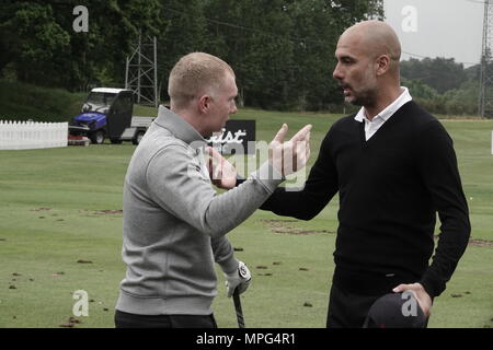 23 mai 2018, Pep Guardiola, entraîneur du club de football Manchester City, joue au golf au/BMW PGA Championship à Wentworth, Surrey, UK Banque D'Images