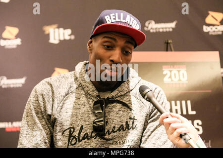 Londres, Royaume-Uni. 23 mai 2018. Phil Davis est interviewé par l'avant de leur lutte vendredi soir. Credit : Crédit : Dan Dan Cooke Cooke/Alamy Live News Banque D'Images