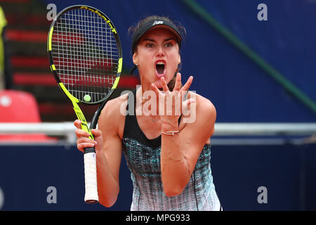 23 mai 2018, l'Allemagne, Nuremberg : Tennis, WTA-Tour, féminin. La Roumanie Sorana Cirstea réagissant à la cours du jeu. Photo : Daniel Karmann/dpa Banque D'Images