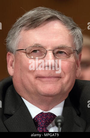 L'Emory A. séries III apparaît devant le Sénat des États-Unis Commission de la sécurité intérieure et les affaires gouvernementales sur sa nomination au poste de directeur du Bureau de l'éthique dans l'administration sur la colline du Capitole à Washington, DC le mercredi 23 mai 2018 Credit : Ron Sachs/CNP /MediaPunch Banque D'Images