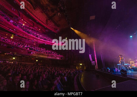 Londres, Royaume-Uni. 23 mai, 2018. Gaz Coombes en live sur la scène du palladium à Londres. Date de la photo : Mercredi, Mai 23, 2018. Photo : Roger Garfield/Alamy Live News Banque D'Images