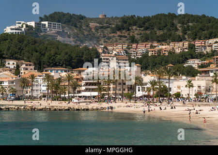 Strand Platja des Traves à Port de Soller, Majorque, Baléares, Espagne | plage Platja des Traves, Port de Soller, Majorque, Îles Baléares, Espagne, Banque D'Images