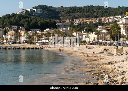 Strand Platja des Traves à Port de Soller, Majorque, Baléares, Espagne | plage Platja des Traves, Port de Soller, Majorque, Îles Baléares, Espagne, Banque D'Images