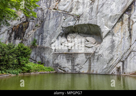 Monument aux morts Lion de Lucerne, en Suisse. Löwendenkmal Banque D'Images