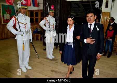 Mariage - Église de GRANJA PORCON - coopérative évangélique - département de Cajamarca au Pérou mariée mariage .amie fiancée époux boyfrie Banque D'Images