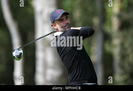 Pep Guardiola au cours de la pour le Pro-Am 2018 BMW PGA Championship à Wentworth Golf Club, Surrey. Banque D'Images