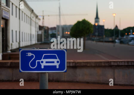 Elecrtic location station de recharge à port de Tallinn, Estonie Banque D'Images