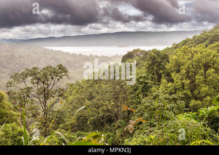 Laguna de Arenal, vue de la colline du Rancho Margot au Costa Rica Banque D'Images
