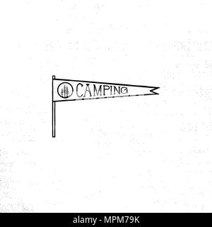 Fanion de Camping modèle. Vintage Hand drawn pennant dans design monochrome. Meilleur pour les t-shirts, tasses de voyage, sac à dos et toute autre identité. Vecteur Stock isolé sur fond blanc. Illustration de Vecteur