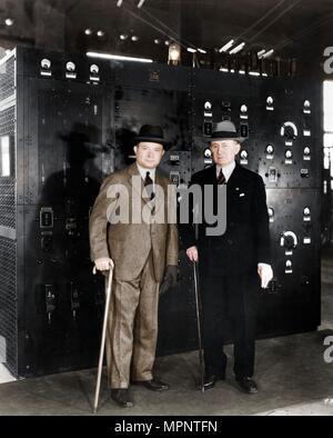 Guglielmo Marconi et David Sarnoff, 1933. Artiste : Inconnu. Banque D'Images