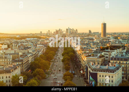 France, Paris, vue de la ville avec la Défense en arrière-plan Banque D'Images