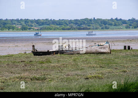 Vieux bateau en bois de l'estuaire en Banque D'Images