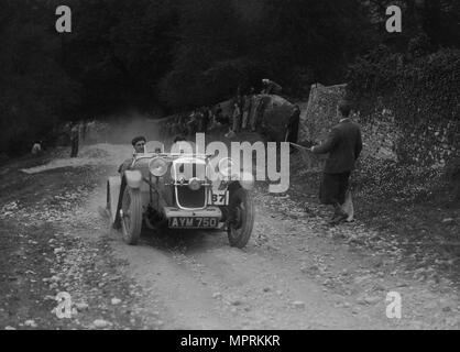 Hillman Minx Aero concurrence dans un procès de conduite automobile, de l'échelle 34440 colombiers, Gloucestershire, 1930.. Artiste : Bill Brunell. Banque D'Images