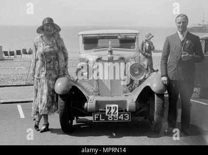 MG 18/80 Mme de R&B Gough au Brighton HMC rallye automobile, 1930. Artiste : Bill Brunell. Banque D'Images