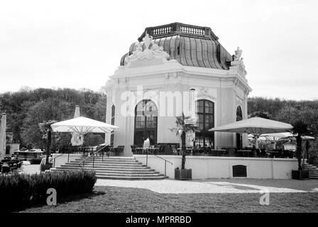 Le petit-déjeuner impérial au pavillon du Zoo de Schönbrunn, Maxingstraße, Vienne, Autriche, Europe. Banque D'Images