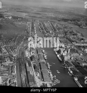 Royal Docks, Silvertown, Newham, London, 1968. Artiste : Aerofilms. Banque D'Images