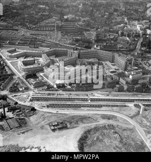 Park Hill Estate, Sheffield, South Yorkshire, 1961. Artiste : Aerofilms. Banque D'Images