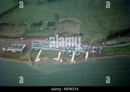 Chew Valley Lake Sailing Club, Somerset, 1970. Artiste : Jim Hancock. Banque D'Images