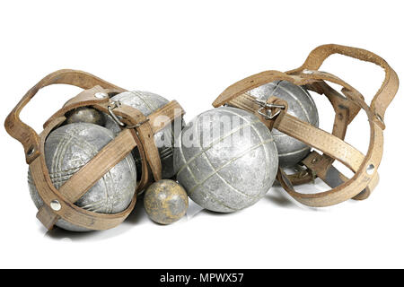 Boules de pétanque vintage isolé sur fond blanc Banque D'Images