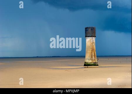 Le phare de Point faible, mépris, East Riding of Yorkshire, 2011. Artiste : Peter Williams. Banque D'Images