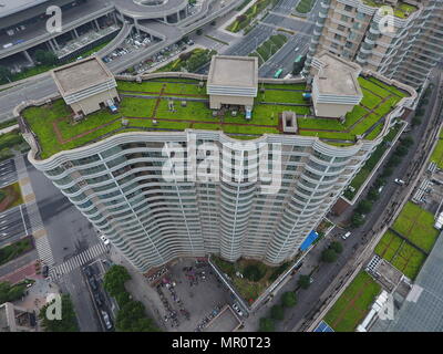 Zhengzh Zhengzh, Chine. 24 mai, 2018. Zhengzhou, Chine-24th mai 2018 : le toit vert peut être vu à Zhengzhou, province du Henan en Chine centrale. Crédit : SIPA Asie/ZUMA/Alamy Fil Live News Banque D'Images