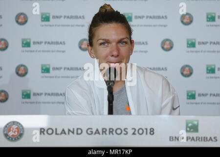 Roland Garros 2018, le 25 mai, Journée des médias, conférence de presse : Simona, 644/cordon Banque D'Images