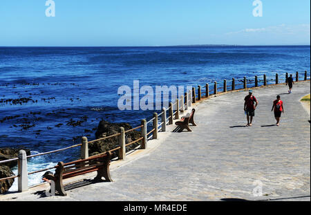 La promenade de Sea Point, à Cape Town, Afrique du Sud. Banque D'Images