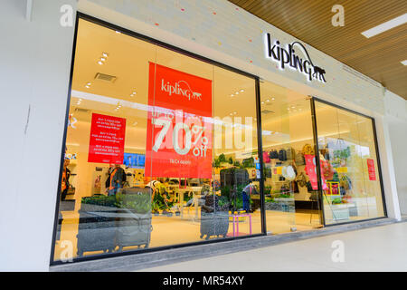 Penang, Malaisie - Nov 11, 2017 : Kipling boutique. Kipling est une marque de mode fondée en 1987 à Anvers, Belgique. La marque Kipling fait partie de VF Corporatio Banque D'Images