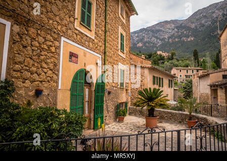 Deia - vieux village dans la montagne de Majorque, Espagne - Europe Banque D'Images