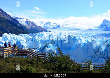 Plate-forme d'observation du Glacier Perito Moreno, Parque Nacional Los Glaciares, El Calafate, Province de Santa Cruz, Argentine Banque D'Images